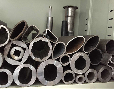 16MN Q345B Ống thép hình lục giác liền mạch Ống thép hình lục giác Thép carbon