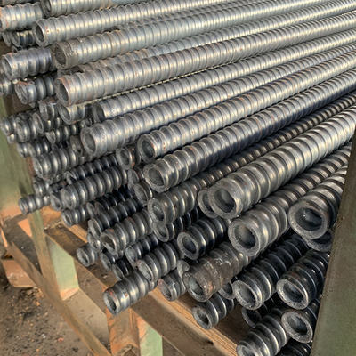 Giá rẻ 1-6m Thanh neo rỗng liền mạch Q235 Bulong tự khoan Q345